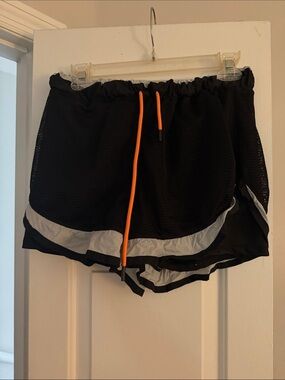 Black Mesh Drawstring Women's Athletic Shorts with Reflective Trim